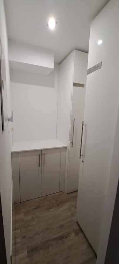 Apartament Przy Malej Panwi "I" Opole Bagian luar foto