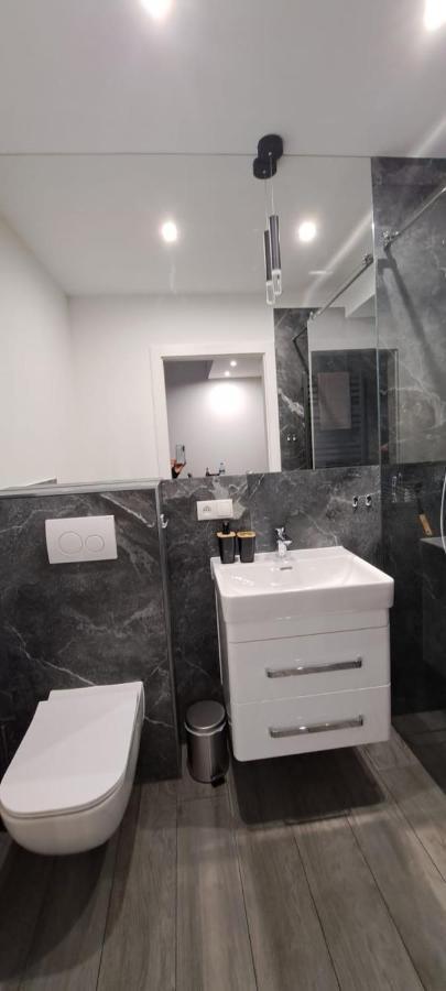 Apartament Przy Malej Panwi "I" Opole Bagian luar foto